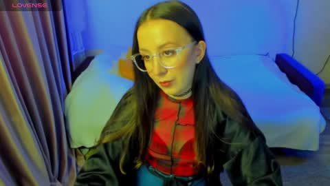 Stephanie online show from 05/28/26, 04:37