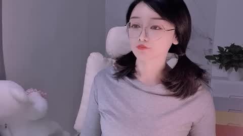 Snapshot of happysweetie168 chatting on 01/19/25, 05:26 Daisy online show from 01/19/25, 05:26