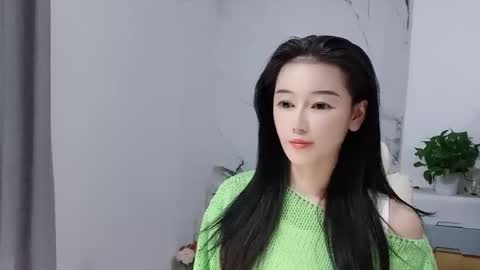 Snapshot of happysweetie168 chatting on 12/16/25, 02:44 Daisy online show from 12/16/25, 02:44