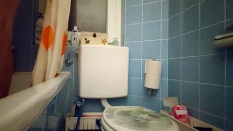 hard213213 online show from 11/17/25, 05:46