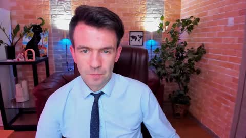 Steve online show from 03/05/25, 03:18