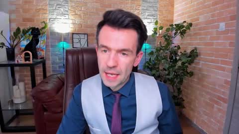 Steve online show from 03/10/25, 03:20