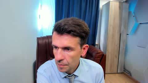 Steve online show from 09/17/25, 12:29