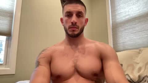 Snapshot of hard_runner_ chatting on 11/10/25, 04:06 hard_runner_ online show from 11/10/25, 04:06