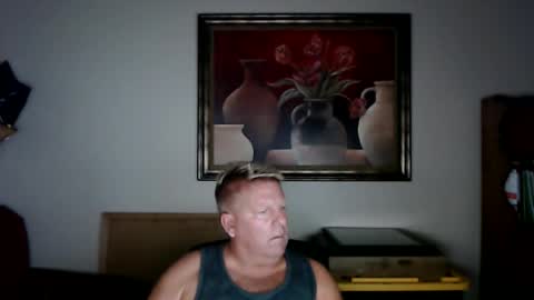 Steele and Cassie online show from 11/09/25, 09:18