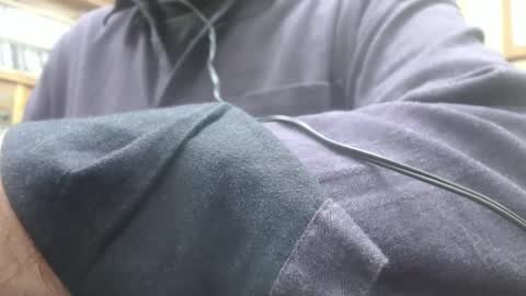 Snapshot of hardbuns chatting on 12/06/24, 11:14 Brad online show from 12/06/24, 11:14