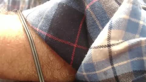 Snapshot of hardbuns chatting on 02/12/25, 05:16 Brad online show from 02/12/25, 05:16