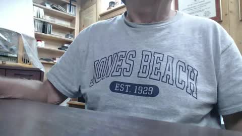 Snapshot of hardbuns chatting on 09/20/25, 08:15 Brad online show from 09/20/25, 08:15