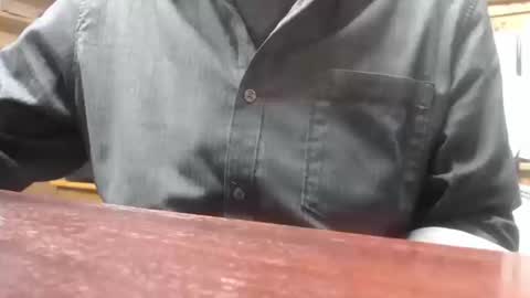 Snapshot of hardbuns chatting on 10/13/25, 03:34 Brad online show from 10/13/25, 03:34