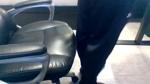 Snapshot of hardcock2889 chatting on 01/13/26, 04:34 Makeithappen9086 online show from 01/13/26, 04:34