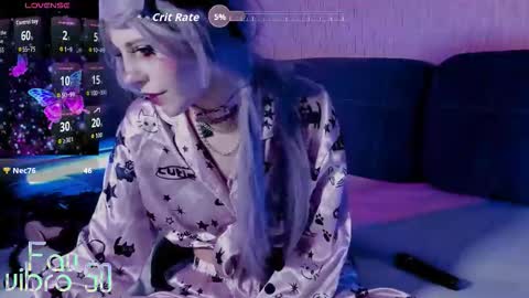 Snapshot of hardcore_hentai chatting on 10/23/25, 11:03 Mia online show from 10/23/25, 11:03