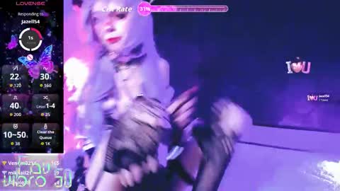 Mia online show from 03/06/26, 11:12