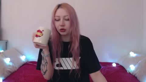 Emily online show from 04/11/26, 08:13