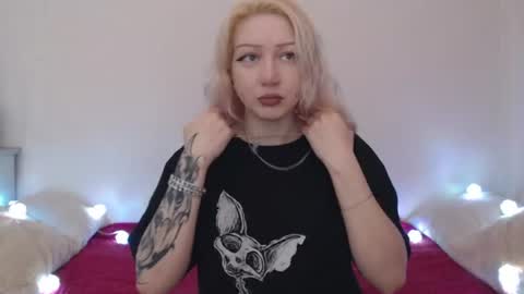 Emily online show from 07/05/26, 07:54