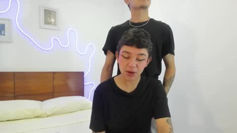 kade and demi independent models online show from 02/13/26, 11:23