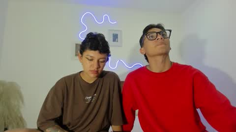 kade and demi independent models online show from 03/29/26, 04:12