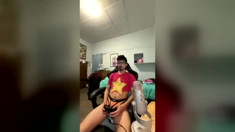 harddmikee online show from 06/17/26, 10:10
