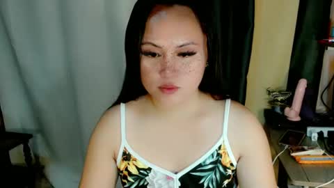 Snapshot of hardfox_xoxo chatting on 01/24/25, 11:04 mj online show from 01/24/25, 11:04