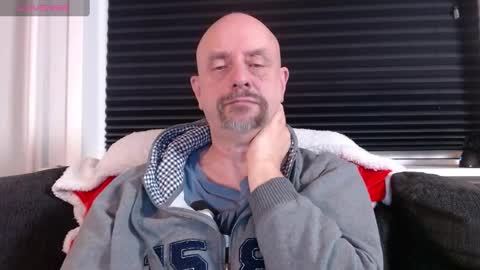 MrLazy online show from 01/04/25, 09:52