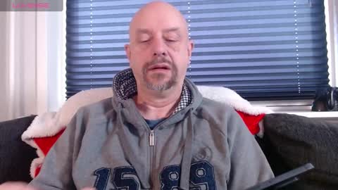 MrLazy online show from 01/05/25, 10:32