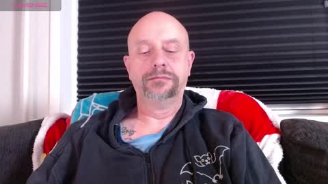 MrLazy online show from 01/08/25, 06:41