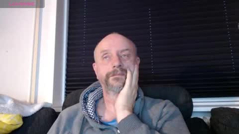 MrLazy online show from 01/31/25, 04:06