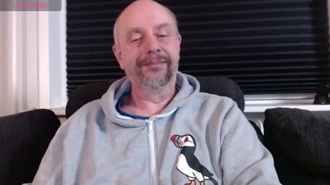 MrLazy online show from 02/11/25, 05:40