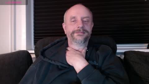 MrLazy online show from 02/21/25, 09:54