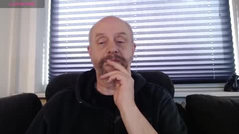 MrLazy online show from 02/22/25, 12:08