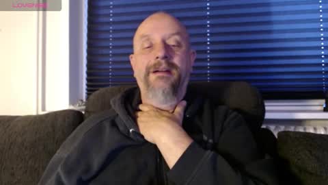 MrLazy online show from 10/26/25, 07:03