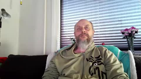 MrLazy online show from 03/21/26, 04:21