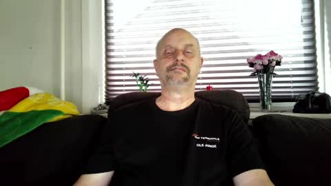 MrLazy online show from 06/02/26, 04:20