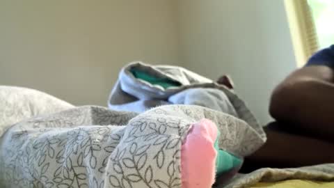 Snapshot of hardone00000 chatting on 10/25/25, 05:19 hardone00000 online show from 10/25/25, 05:19