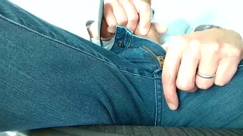 Straight Exhibitionist All Welcome online show from 02/24/25, 09:41