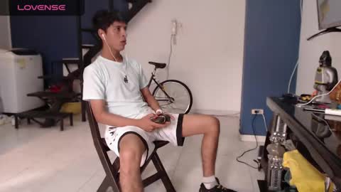 Andres Dean online show from 02/21/25, 09:32