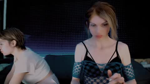 Miss Hardy online show from 04/05/26, 04:09