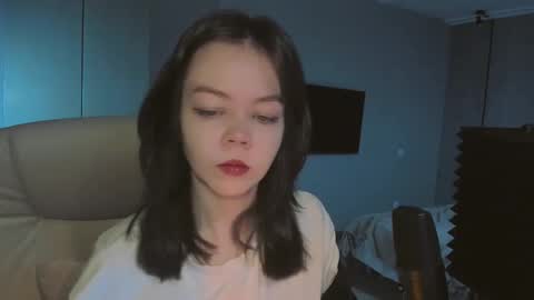 Snapshot of haribo_asmr chatting on 11/27/25, 08:38 Miss Hari online show from 11/27/25, 08:38