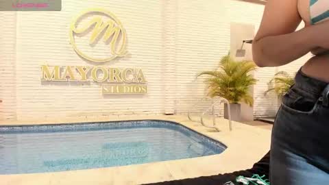 Harimoon online show from 01/25/25, 03:09