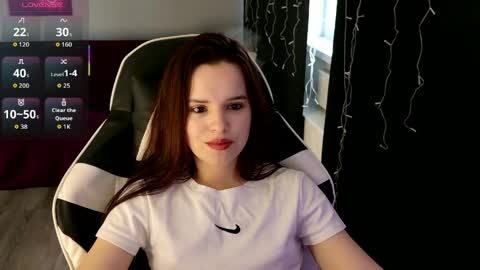 Snapshot of harleen_moore chatting on 05/18/26, 05:02 Harleen online show from 05/18/26, 05:02