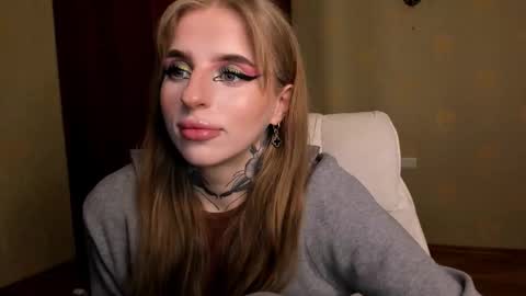 Julia online show from 03/02/26, 05:08