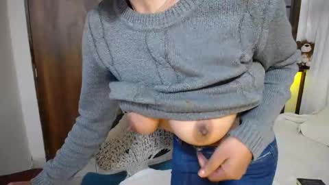 harley_quinns1 online show from 01/09/25, 12:03