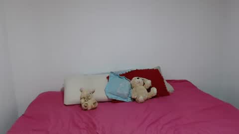 harley_quinns1 online show from 06/23/26, 07:34