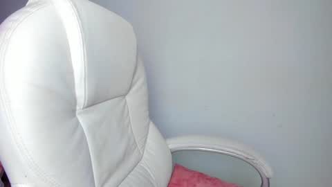 harleyqueen_robbie online show from 12/04/24, 07:23