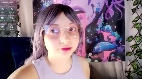 Snapshot of harmonys_couple_ chatting on 11/26/25, 09:16 Harmonys World online show from 11/26/25, 09:16