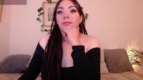 Harmony    Please help me to reach 100 thumbs up online show from 02/22/25, 04:18