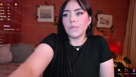 Snapshot of harmonyy01 chatting on 07/05/26, 04:19 Harmony Please help me to reach 100 thumbs up online show from 07/05/26, 04:19