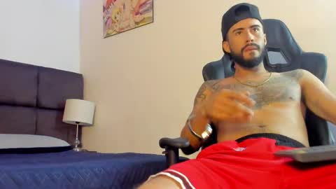 harold_999 online show from 10/18/25, 07:03