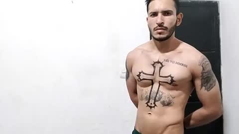 Snapshot of haroldsepulveda chatting on 12/27/24, 04:15 BOY HOT online show from 12/27/24, 04:15