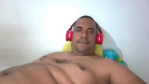 ricardo online show from 02/02/25, 01:45