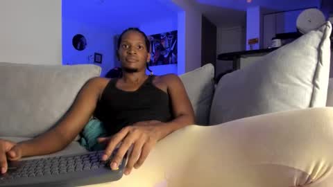 Snapshot of harry__jason chatting on 11/14/25, 01:59 Harry online show from 11/14/25, 01:59